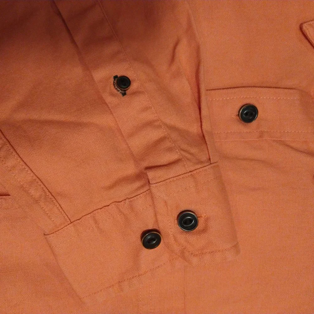 Men's LL Bean Long Sleeve Casual Button-down - Picture 3 of 6